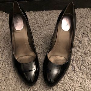 Calvin Klein Round Toe Heel Size 10
